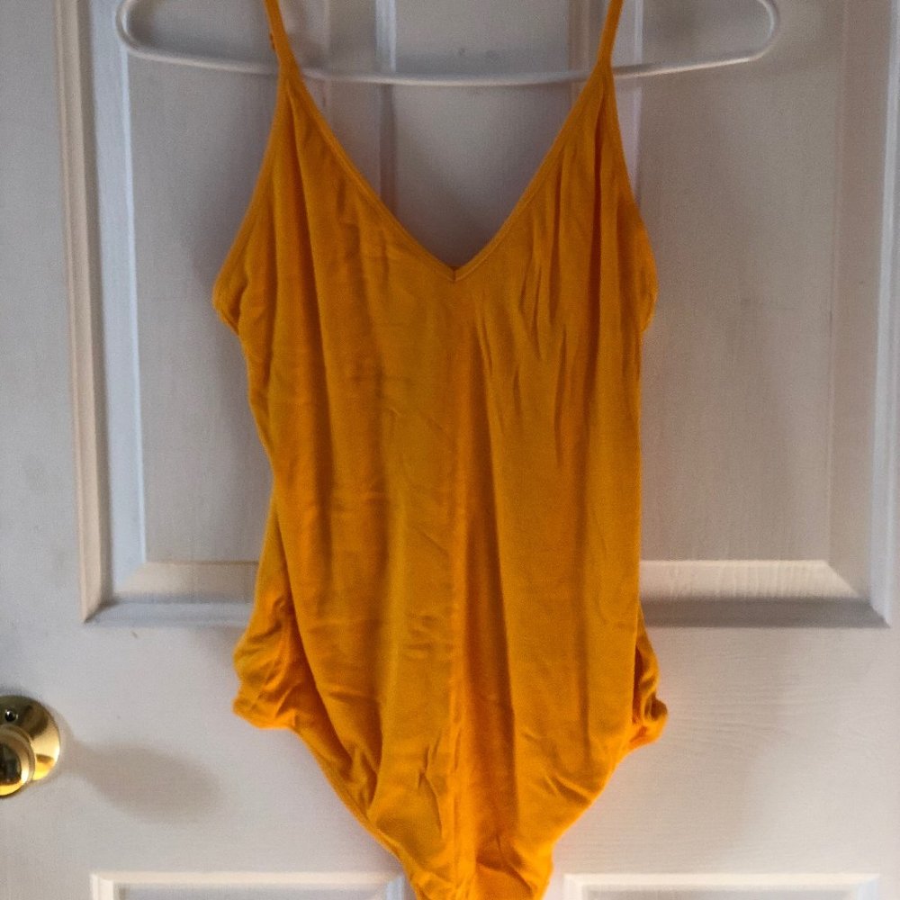 Aritzia Talula bodysuit